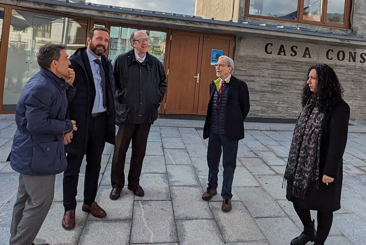 visita del Viceconsejero de Política y Organización Educativa a Valdemaqueda