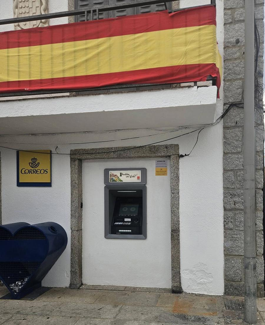 Nuevo cajero automatico Valdemaqueda 2